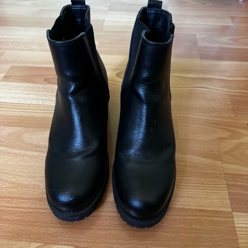 MIA ankle boots
